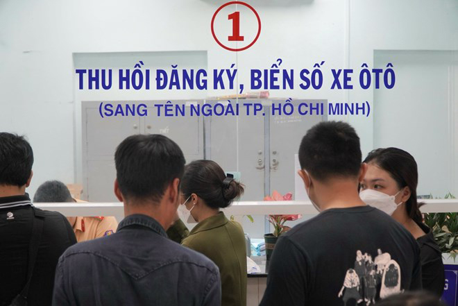 Biển số định danh có bán cho người khác được không?